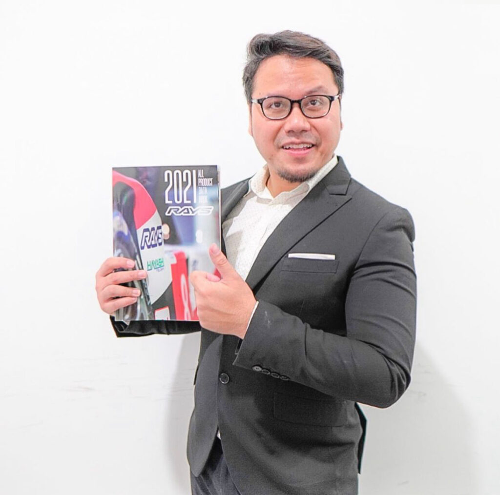 AYF TECH SDN BHD: Komited menyemarakkan industri E –Dagang di negara ini.