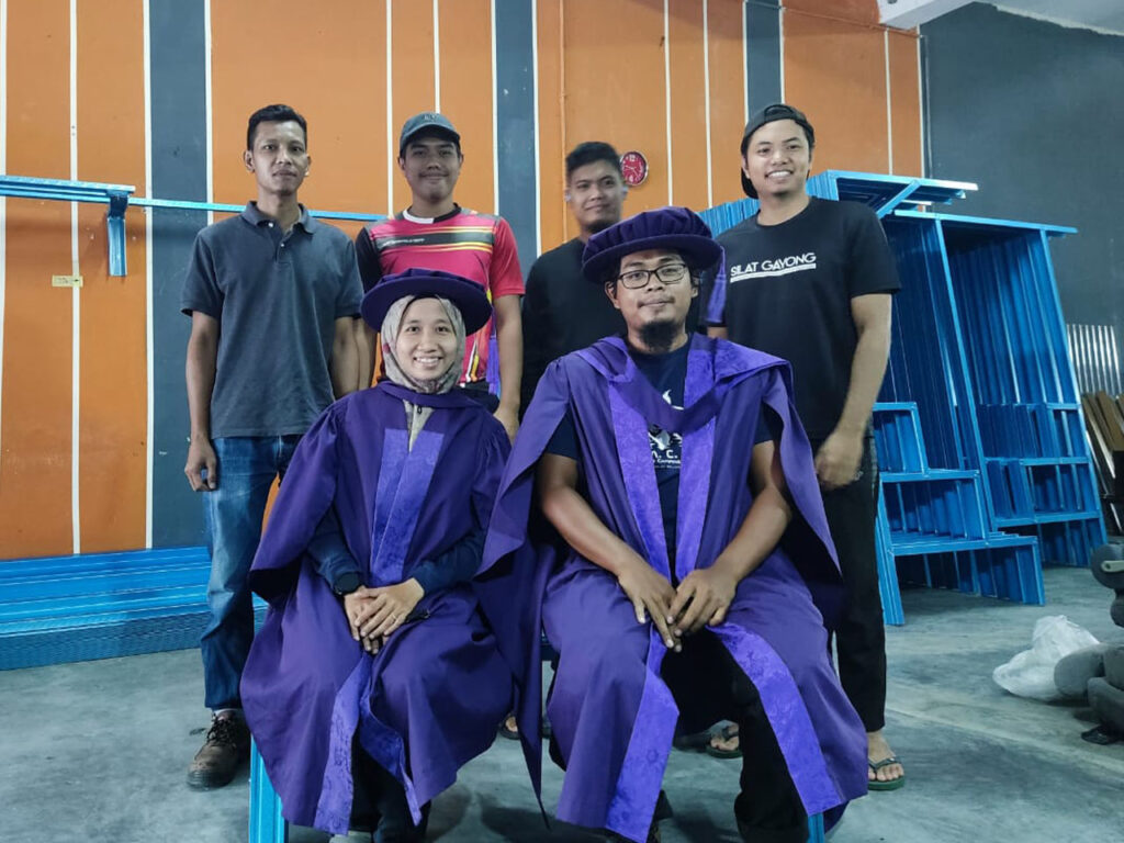 Dr.R grofarm tawar khidmat konsultasi rekaan bentuk rak pasu