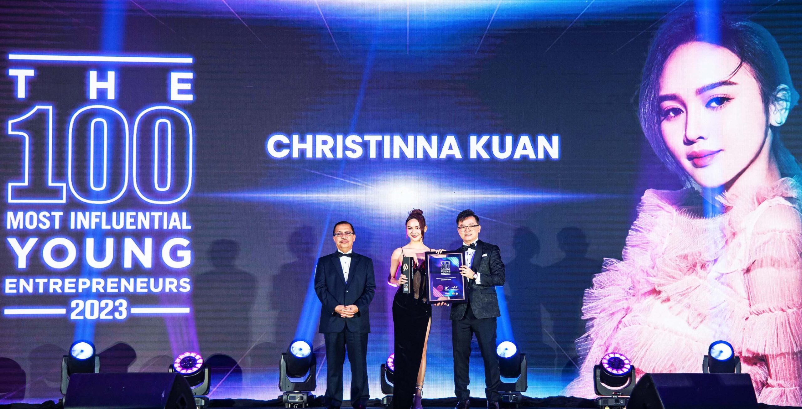 Professional Picture of CHRISTINNA KUAN