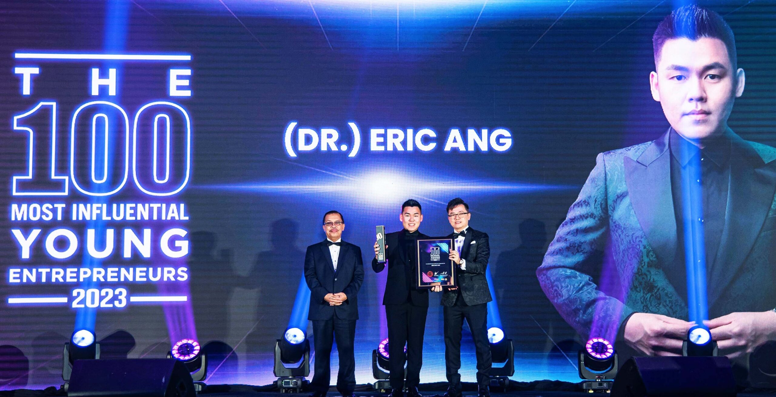 Professional Picture of DR ERIC ANG