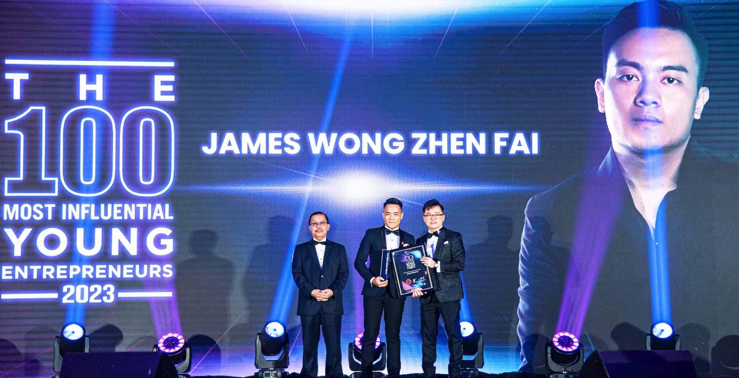 Professional Picture of JAMES WONG ZHEN FAI