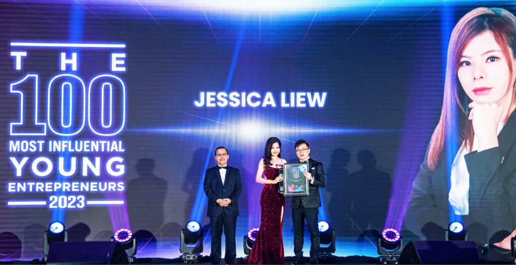 JESSICA LIEW 100MIYE