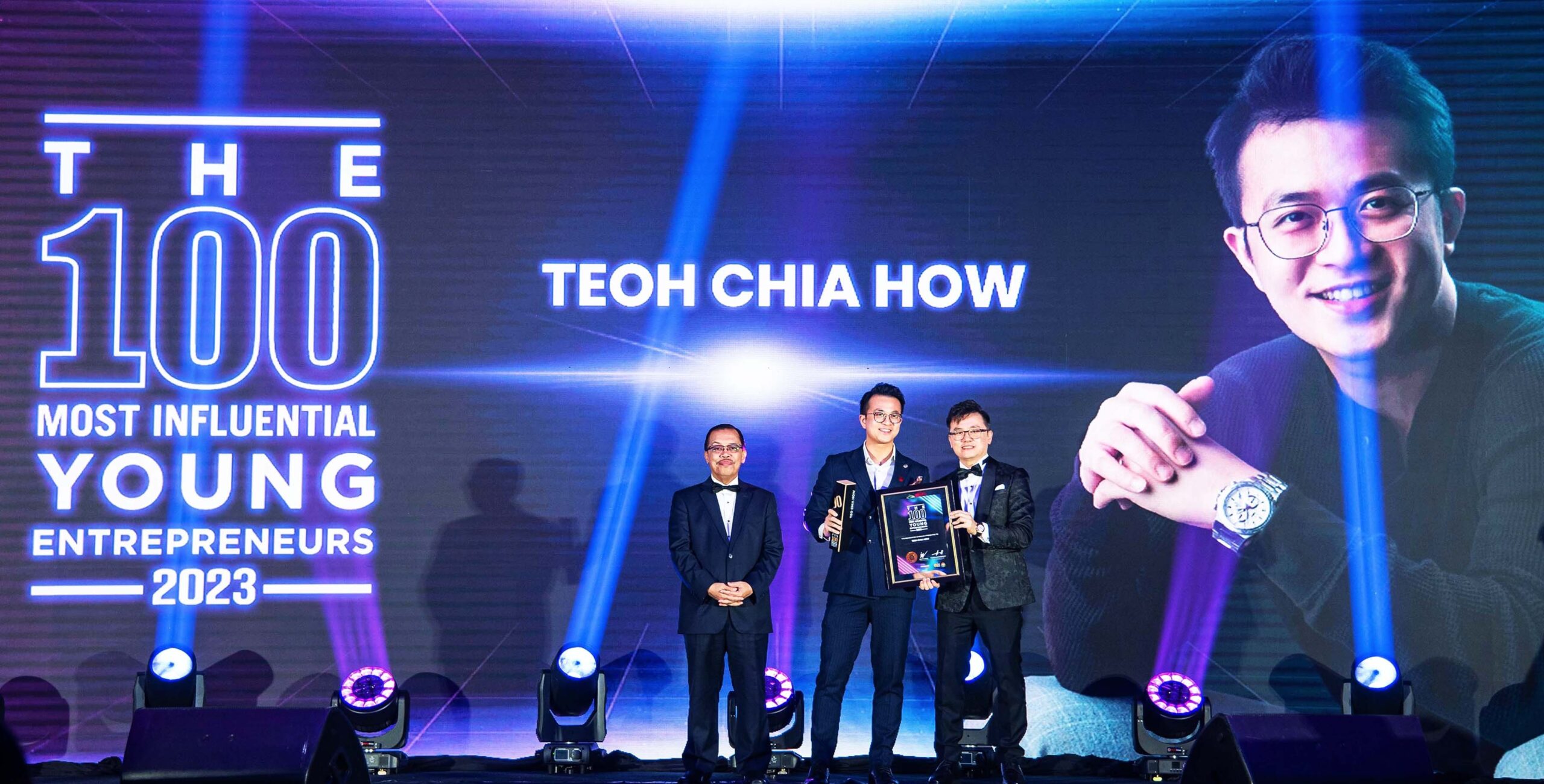 Professional Picture of TEOH CHIA HOW