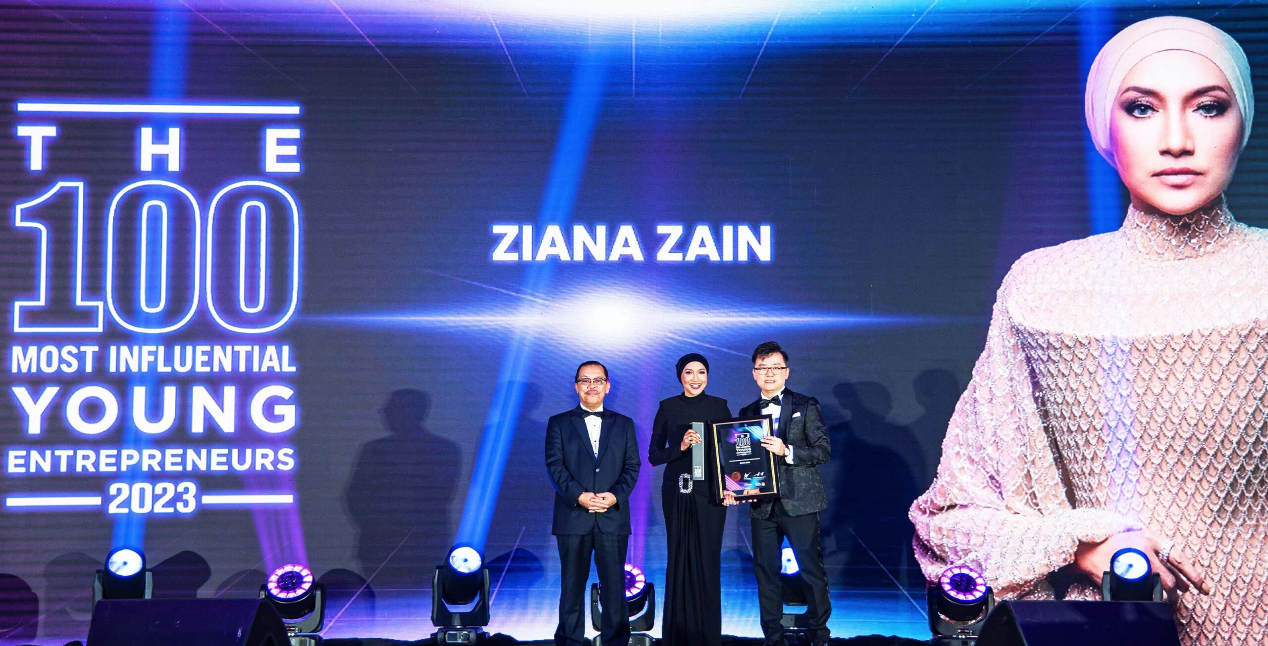 Professional Picture of ZIANA ZAIN