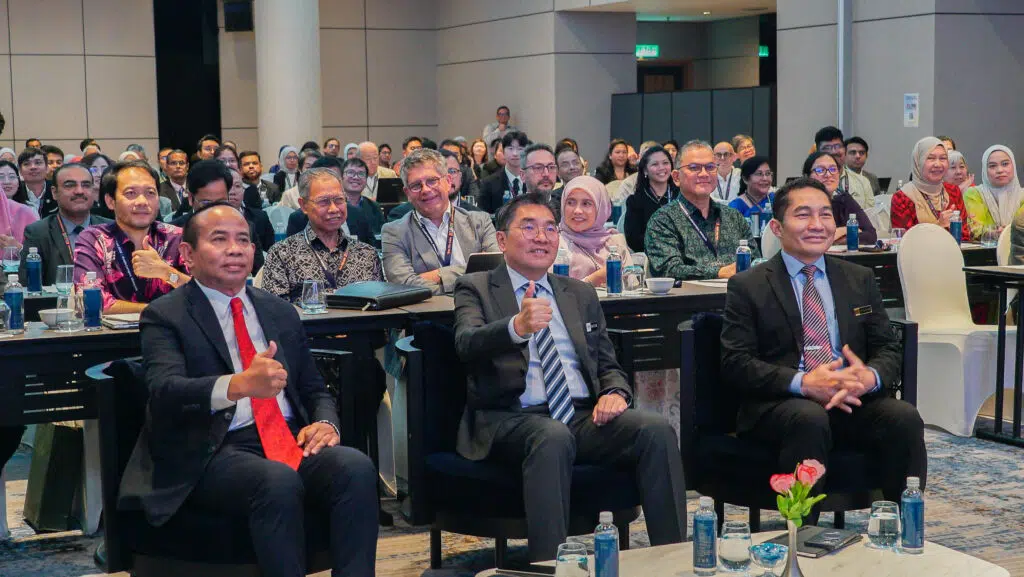 MITI Asia Record Group Photo