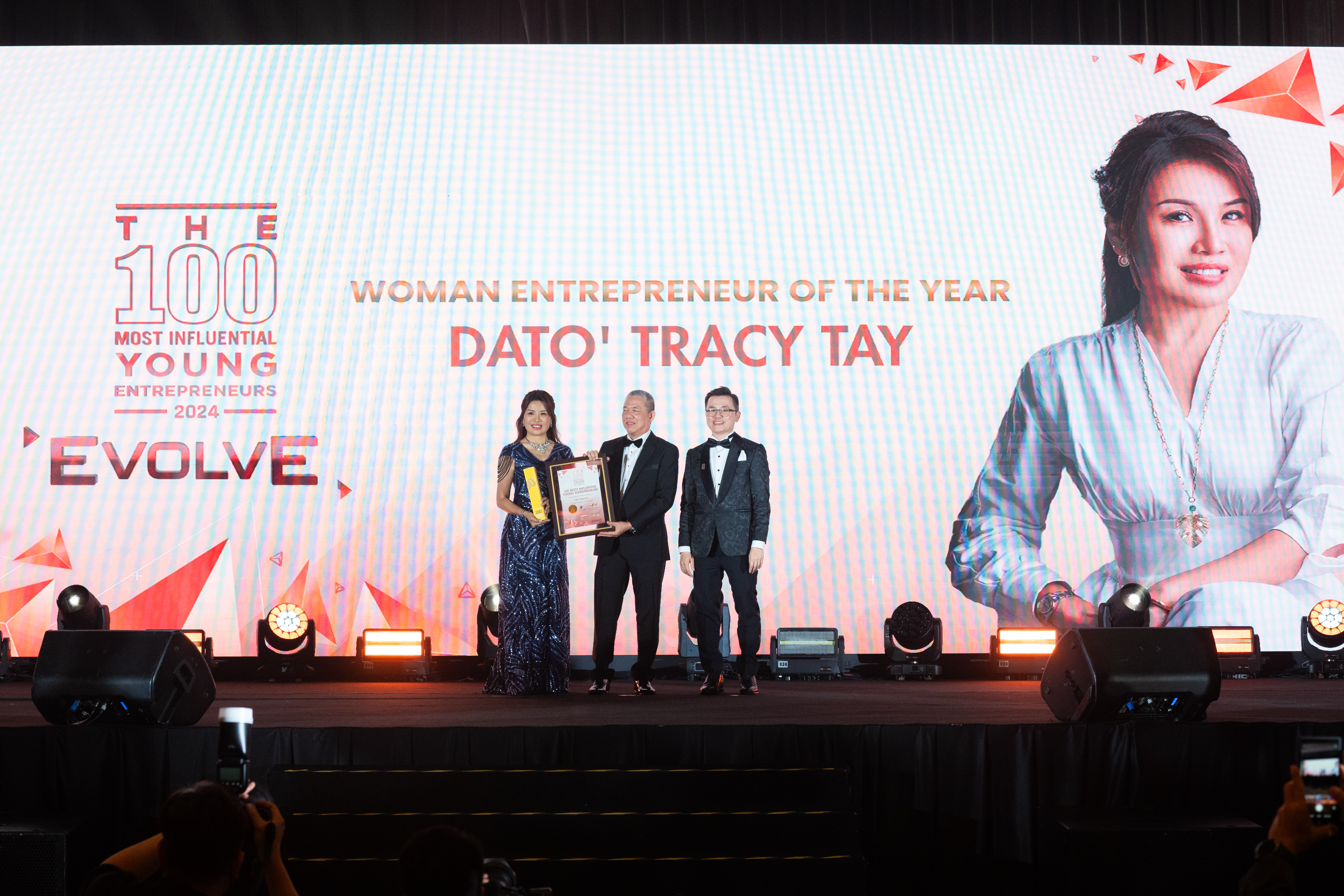 Dato' Tracy Tay
