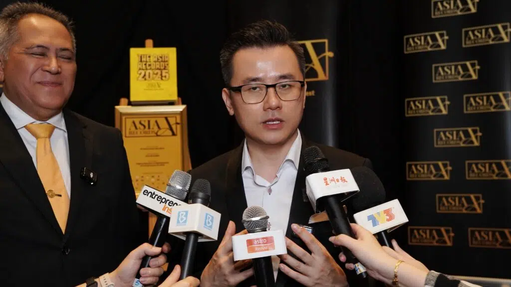 Dato KK Chua Interview by media at the launching of asia record on 16 October 2025