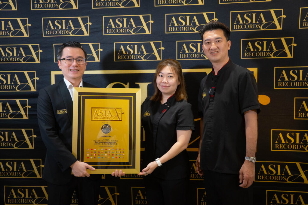 IWC Aquastic Asia Record